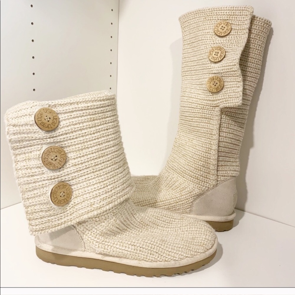 UGG Classic Cardy Boot Tall Roll-Down Buttoned